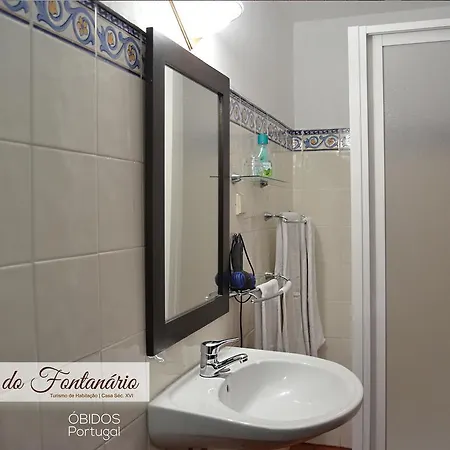 Pensionat Casa Do Fontanario De - Turismo De Habitacao 3*